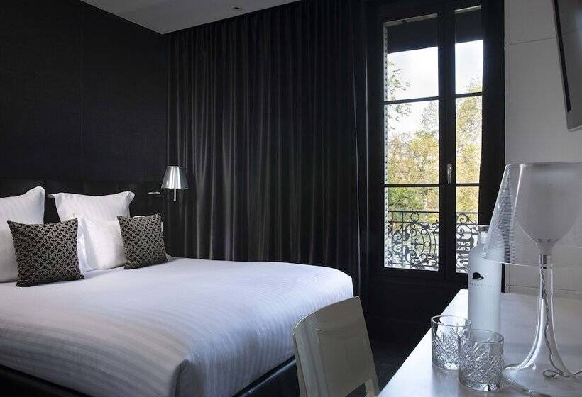 Классический Номер, First Hotel Paris Tour Eiffel