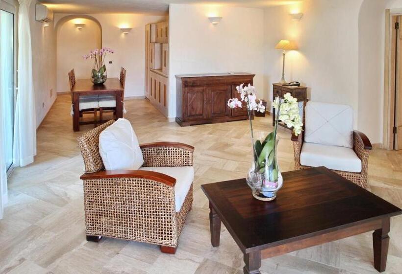 Апартаменты 2 Спальни, Grand Hotel Poltu Quatu