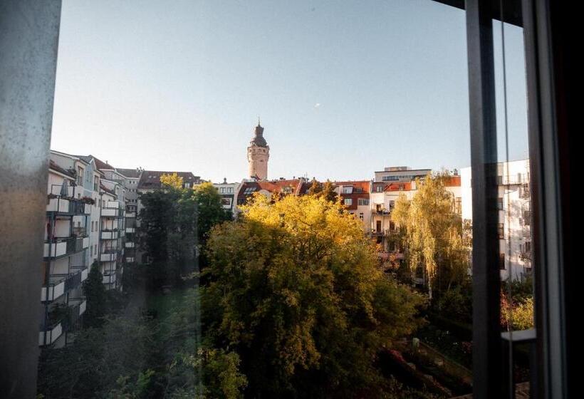 Студия Стандарт, Townhouse Leipzig