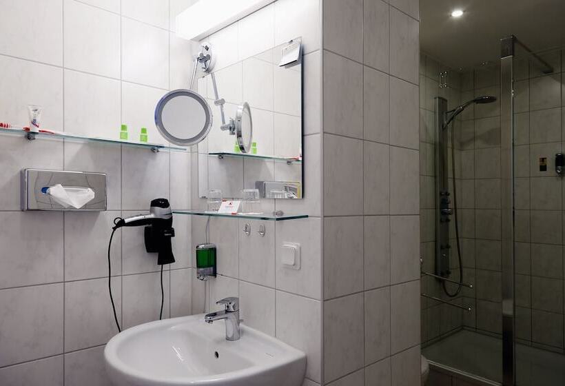 Номер Стандарт, Konsumhotel Berghotel Oberhof   Oberhof