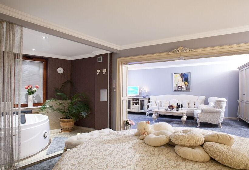 Полулюкс, Spa Hotel Rich