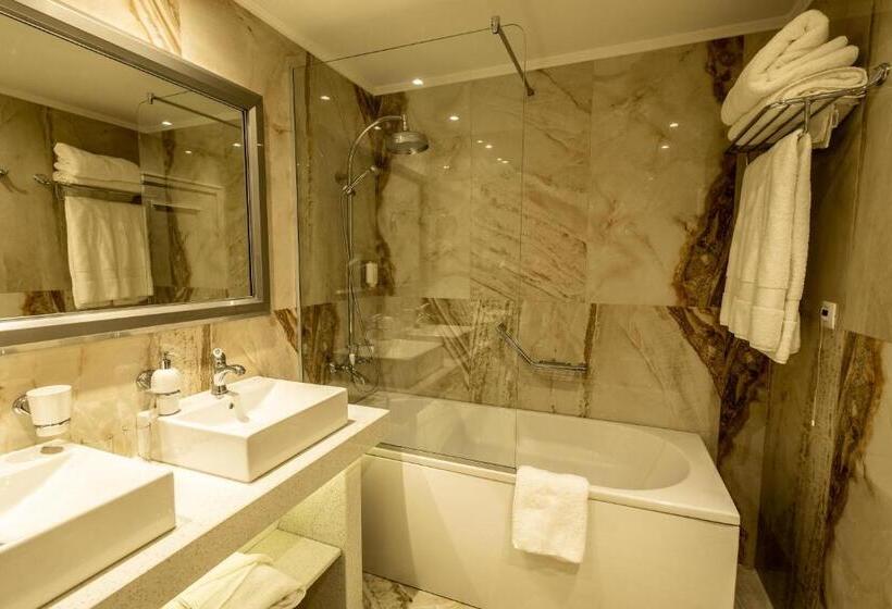Люкс Deluxe 2 Спальни, Spa Hotel Rich