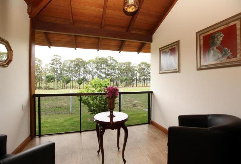 اتاق لوکس, Estancia Jacy
