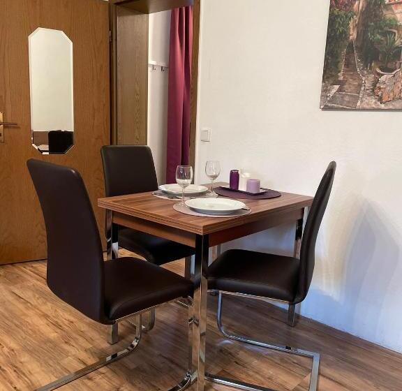 庭の見える１ベッドルームアパートメント, Residenz Am Kurpark   Ferienwohnungen In Zentraler Lage I Privatparkplatz