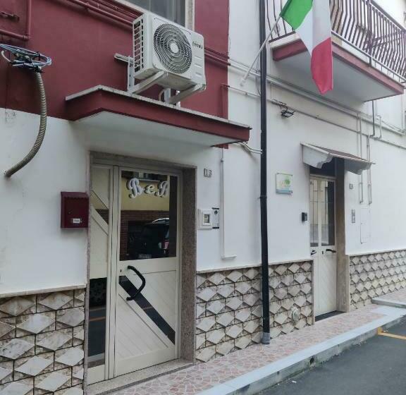 Quarto Quádruplo Estandar, B&b Planet