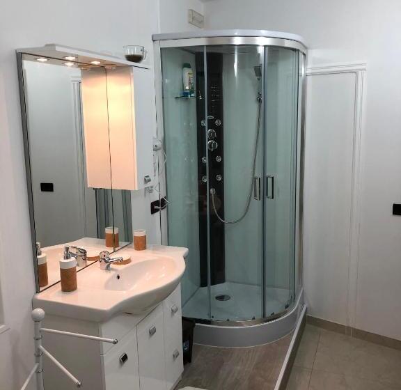 Четырехместный Номер Стандарт, B&b Planet