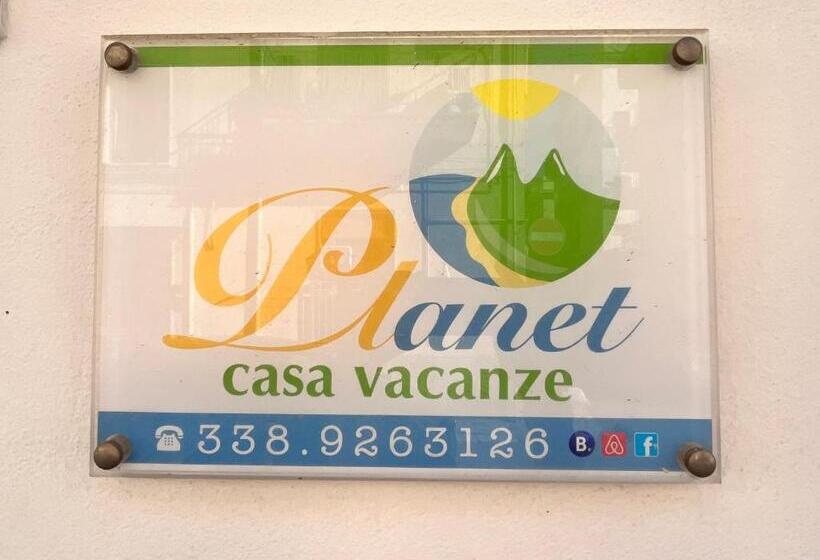 Quarto Quádruplo Estandar, B&b Planet