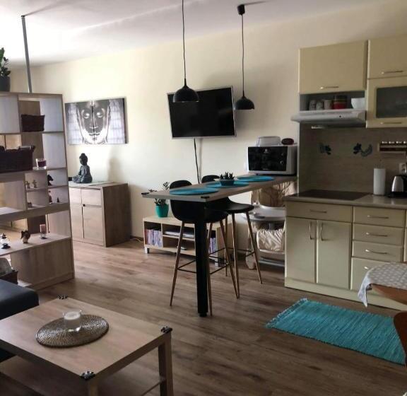 Апартаменты 1 Спальня, Apartman Bibka