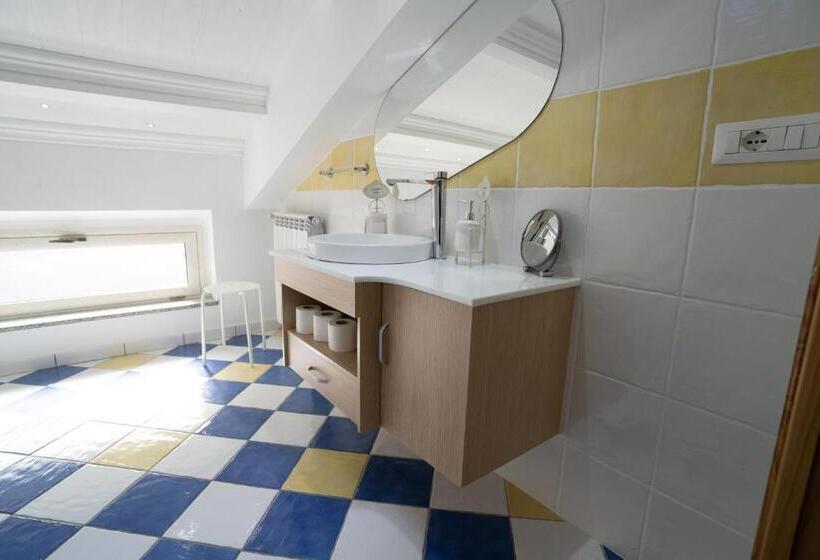 Полулюкс, Cassiodoro Suite B&b
