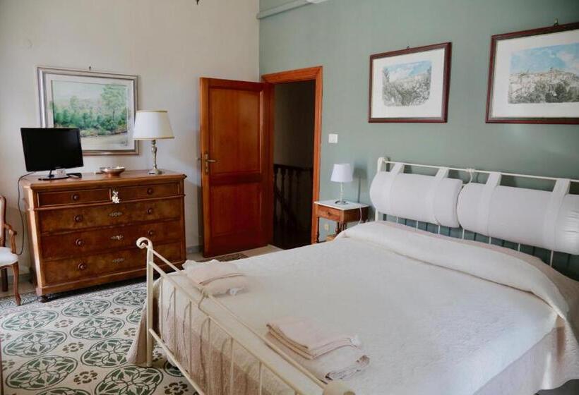 Номер Стандарт с Балконом, A Casa Di Giusy B&b