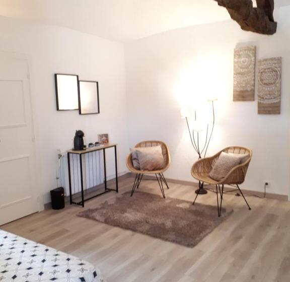 标准房带园景, Domaine De Merugat Chambre D Hôtes