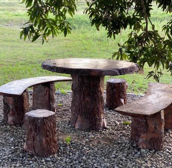 جناح جونيور عائلى, Michaels Homestay   Farm Villa Nr Patar Beach & Bolinao Falls