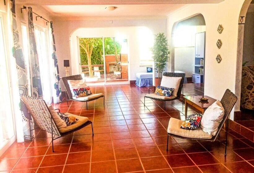 سوییت, Villa Canto Da Lua