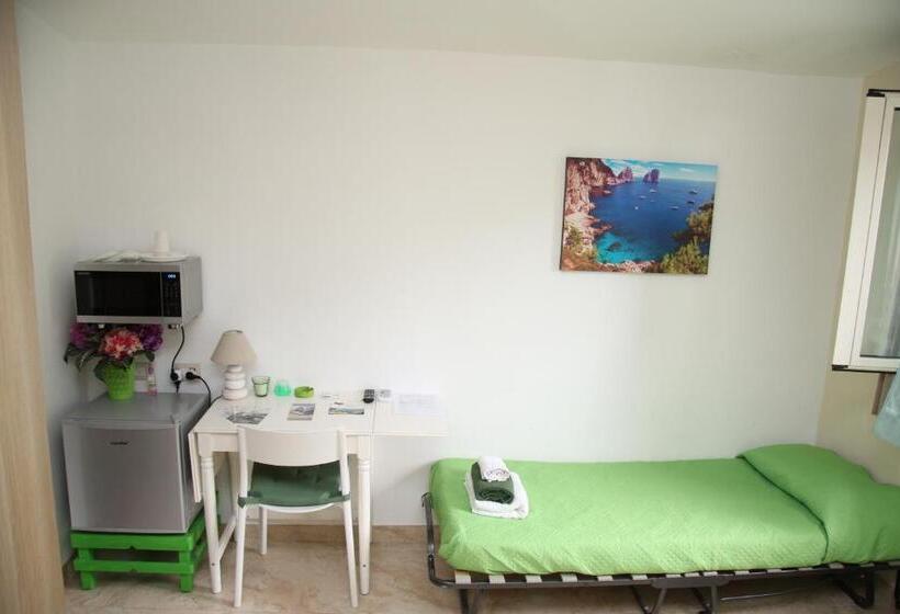 Номер Стандарт Трехместный, B&b Casa Rosola