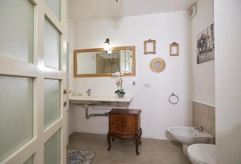 Quarto Triplo Estandar, Il Piccolo Principe Affittacamere
