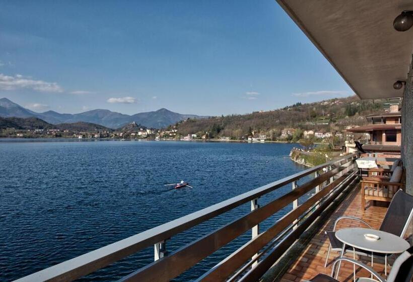 Номер Стандарт Вид на Озеро, B&b In Riva Al Lago