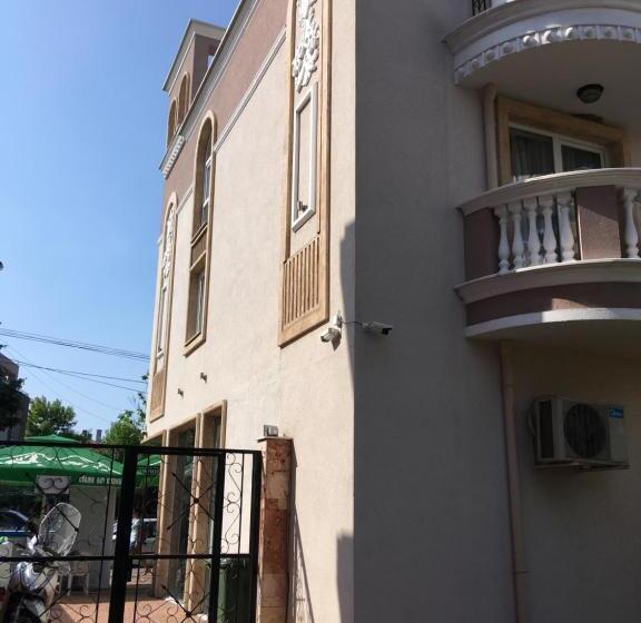 Апартаменты 1 Спальня с Балконом, Vase Apartments
