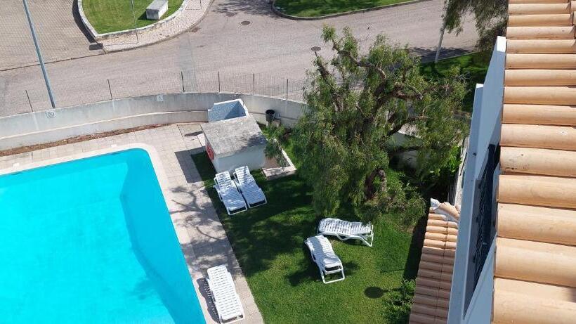 Семейный Номер, Castelos Da Rocha