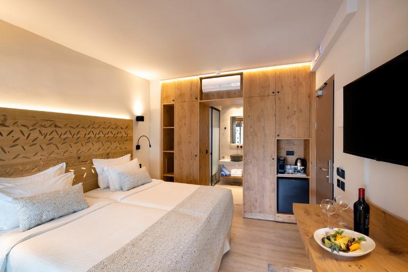 Quarto Superior, Atlantis Beach