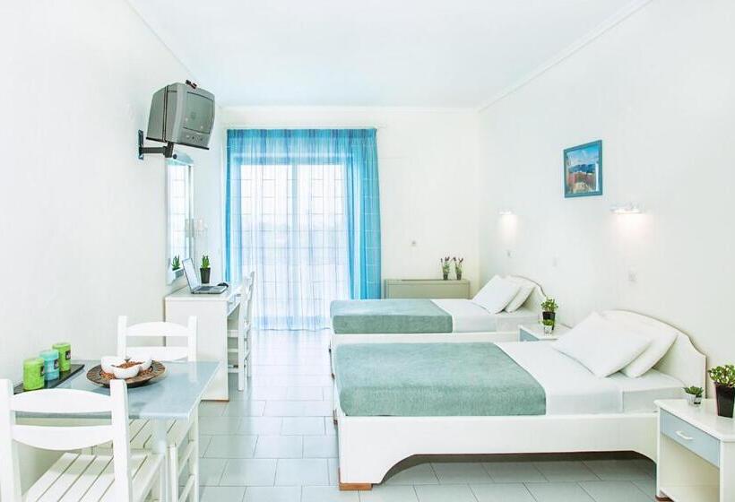 Номер Стандарт Вид на Море, Xenios Port Marina