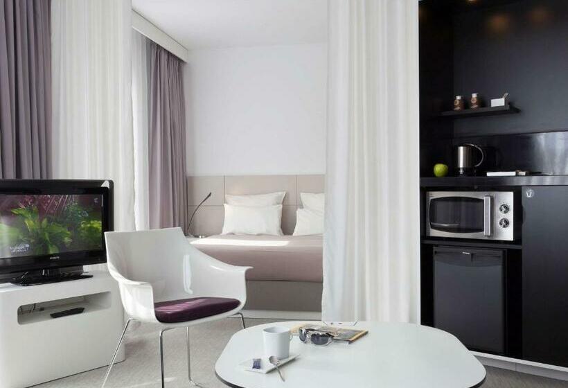 Люкс Superior, Novotel Suites Paris Issy Les Moulineaux