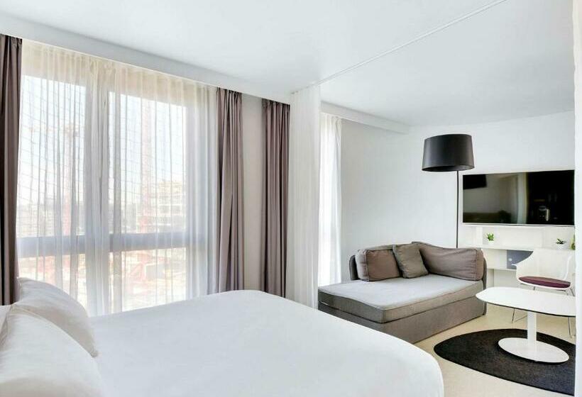 Люкс Superior, Novotel Suites Paris Issy Les Moulineaux