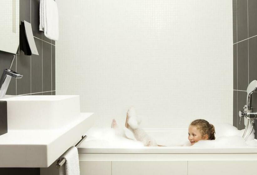 Люкс Superior, Novotel Suites Paris Issy Les Moulineaux