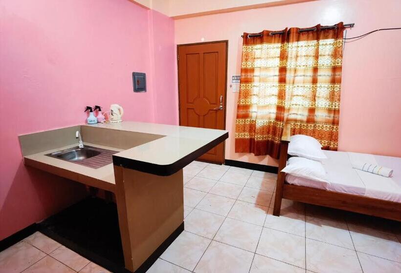 디럭스 룸, Reddoorz At D128 Lodge Cagayan Valley