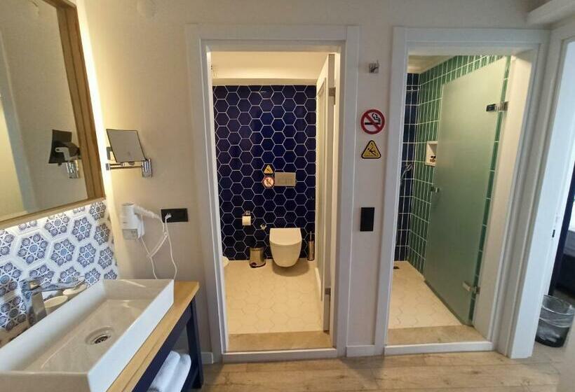 Quarto Quádruplo Estandar Vista Mar, Ece Marina Suites