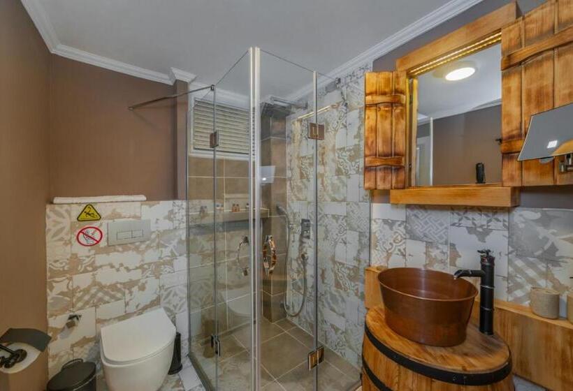 Suíte, Ece Marina Suites