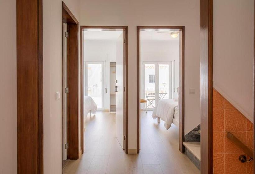 Люкс с Балконом, Alto Mar Inn