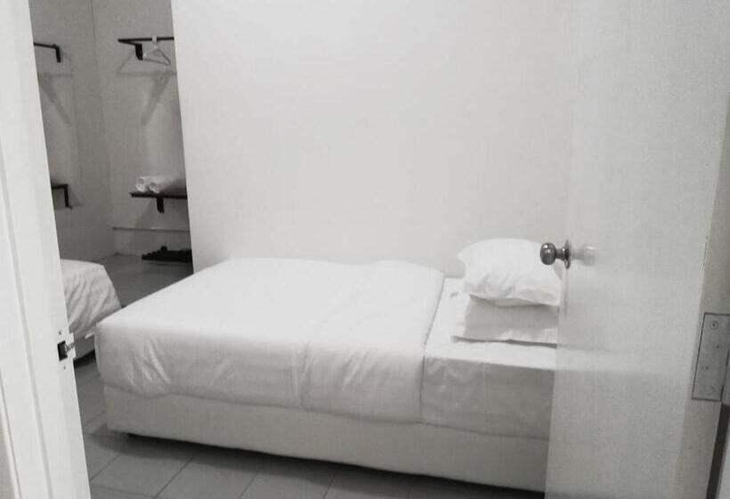 스탠다드 룸, Ozzy Lodge Semporna