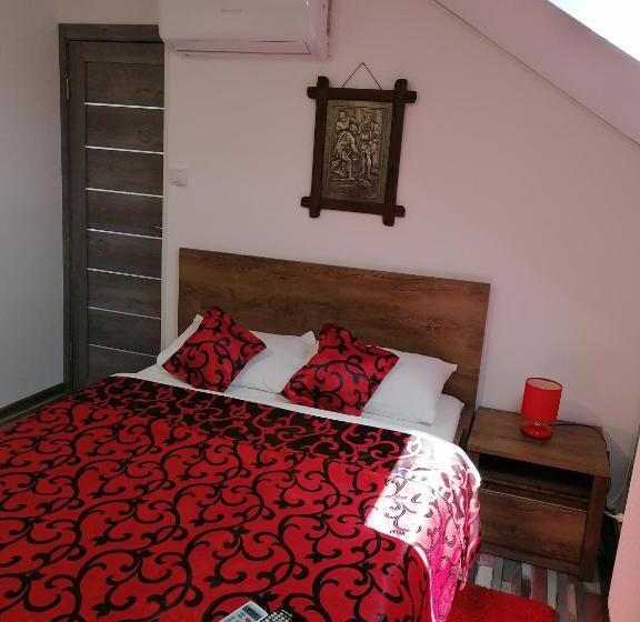 Номер Стандарт, Rasnov Retreat