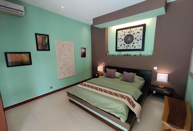 Номер Стандарт Вид на Сад, Villa Pilou Boutique