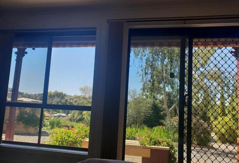 Семейный Номер Вид на Сад, Barossa Valley Studio