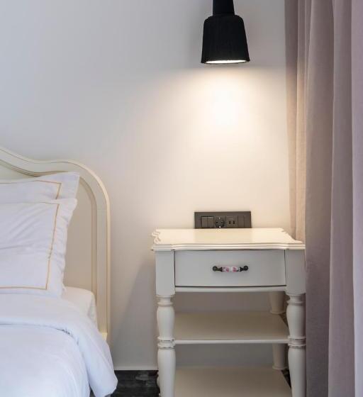 트리플 클래식 룸, Diamond Boutique Hotel