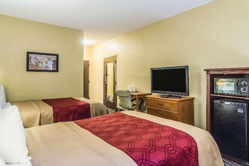 스탠다드 룸 킹사이즈 침대, Hampton Inn & Suites Seal Beach