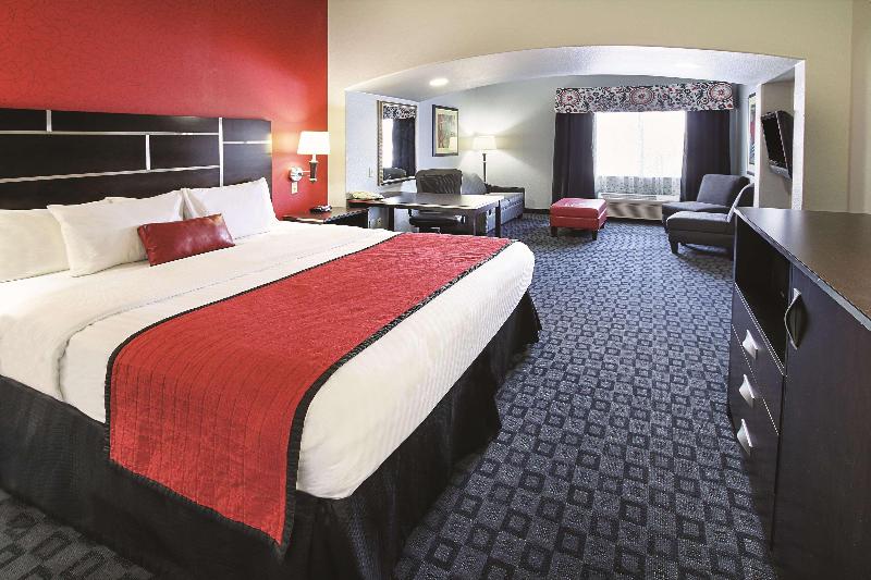Люкс Повышенной Комфортности, La Quinta Inn & Suites By Wyndham South Dallas   Hutchins