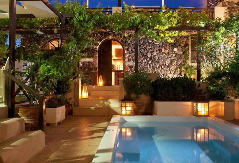 주니어 스위트, Lava Suites & Lounge