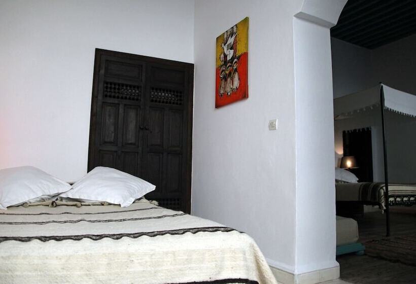 סוויטה, Palazzo Desdemona