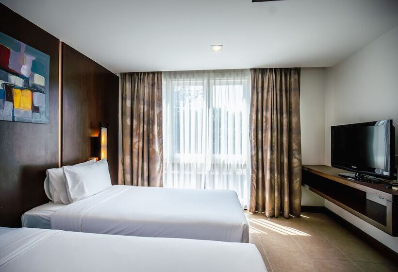 Люкс 2 Спальни, Ratana Hotel Chalong