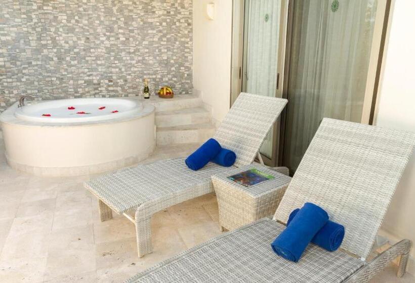 Club-sviitti, Select Club At Sandos Caracol All Inclusive   Adults Only Area