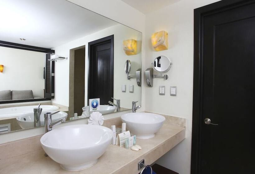 Deluxe-sviitti, Select Club At Sandos Caracol All Inclusive   Adults Only Area