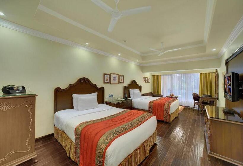 اتاق لوکس, Fenicia Riverside Resort