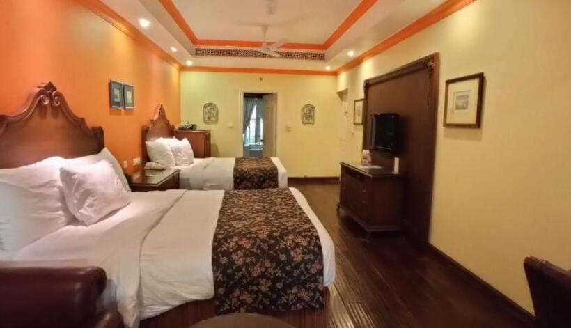 اتاق خانوادگی, Fenicia Riverside Resort