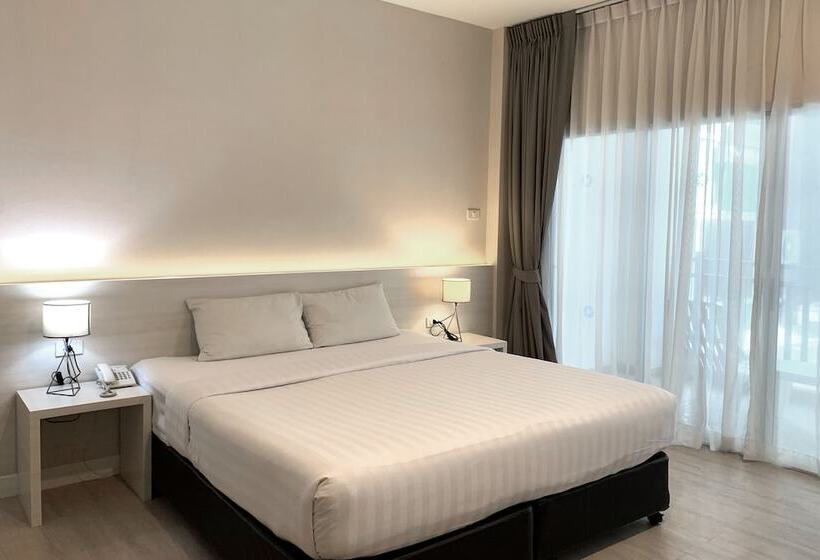 Номер Deluxe, Amata Patong