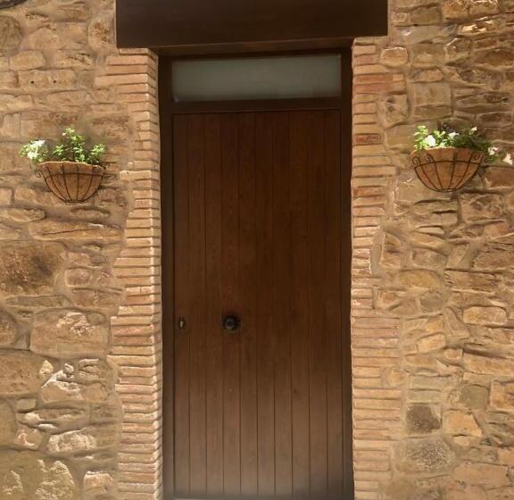 Номер Стандарт, Escloper B&b