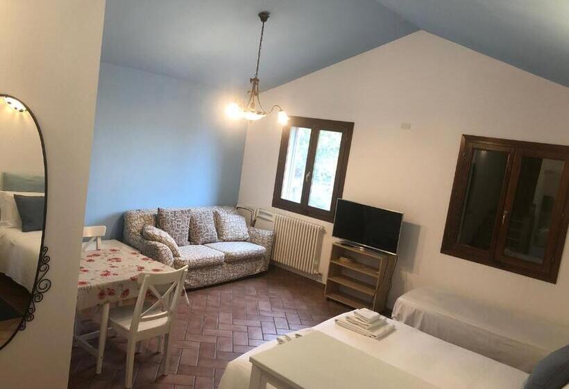 Студия Стандарт, La Casa Di Pilar