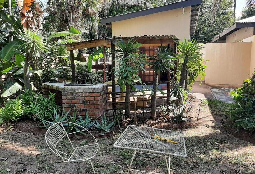 패밀리 룸, Elephant Walk Guesthouse And Back Packers