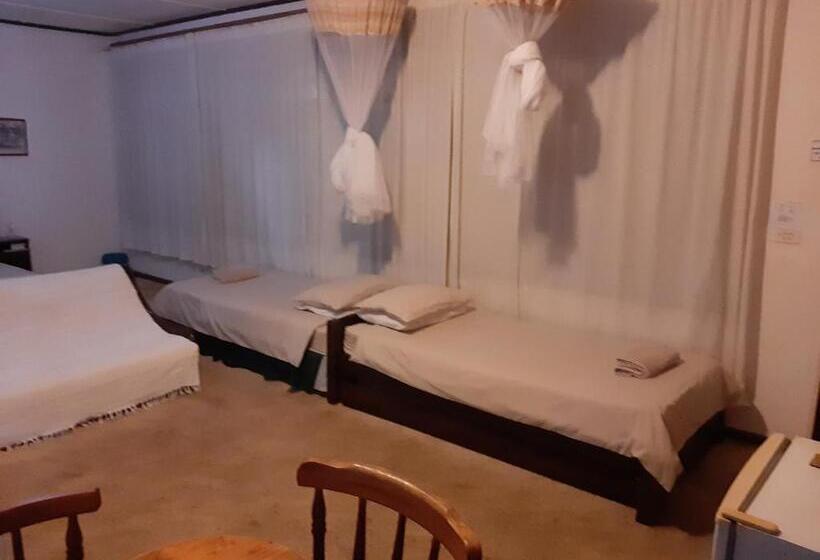 패밀리 룸, Elephant Walk Guesthouse And Back Packers